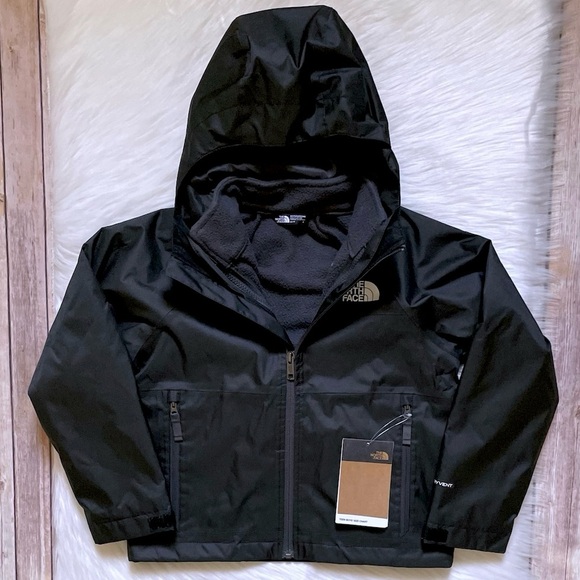 The North Face Boys’ Vortex TriClimate Black Jacket - Picture 4 of 11